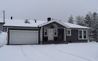 3 Signs Indicate That Your Garage Door Is Irreparable